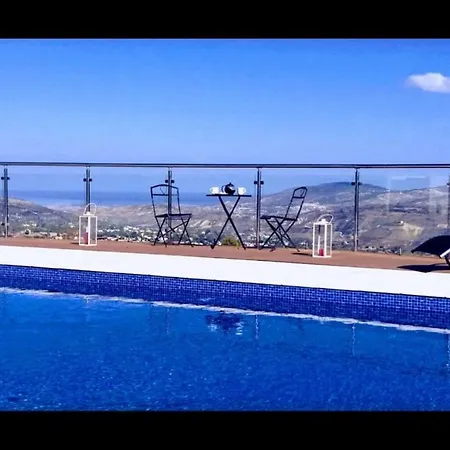 Villa Aera